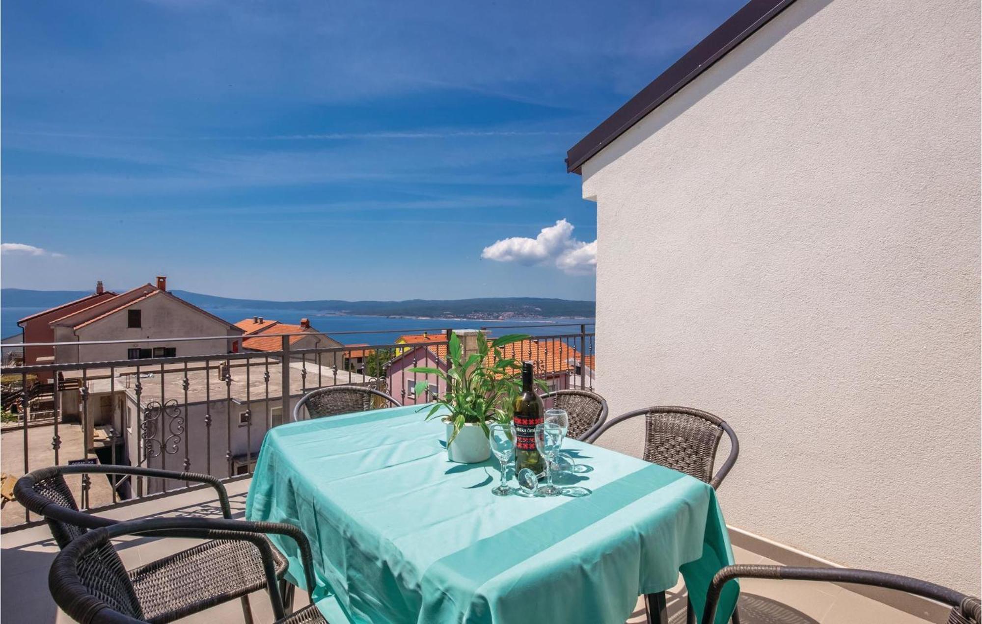 Nice Apartment In Crikvenica With Wifi Bagian luar foto