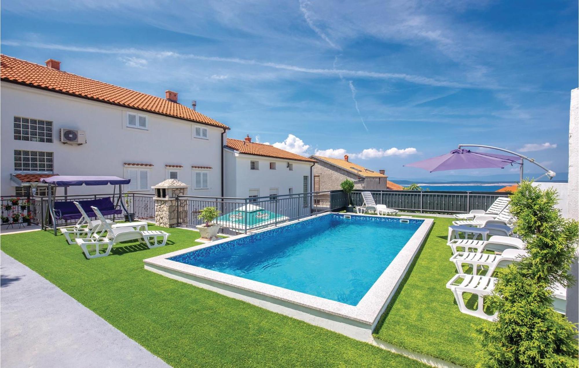 Nice Apartment In Crikvenica With Wifi Bagian luar foto