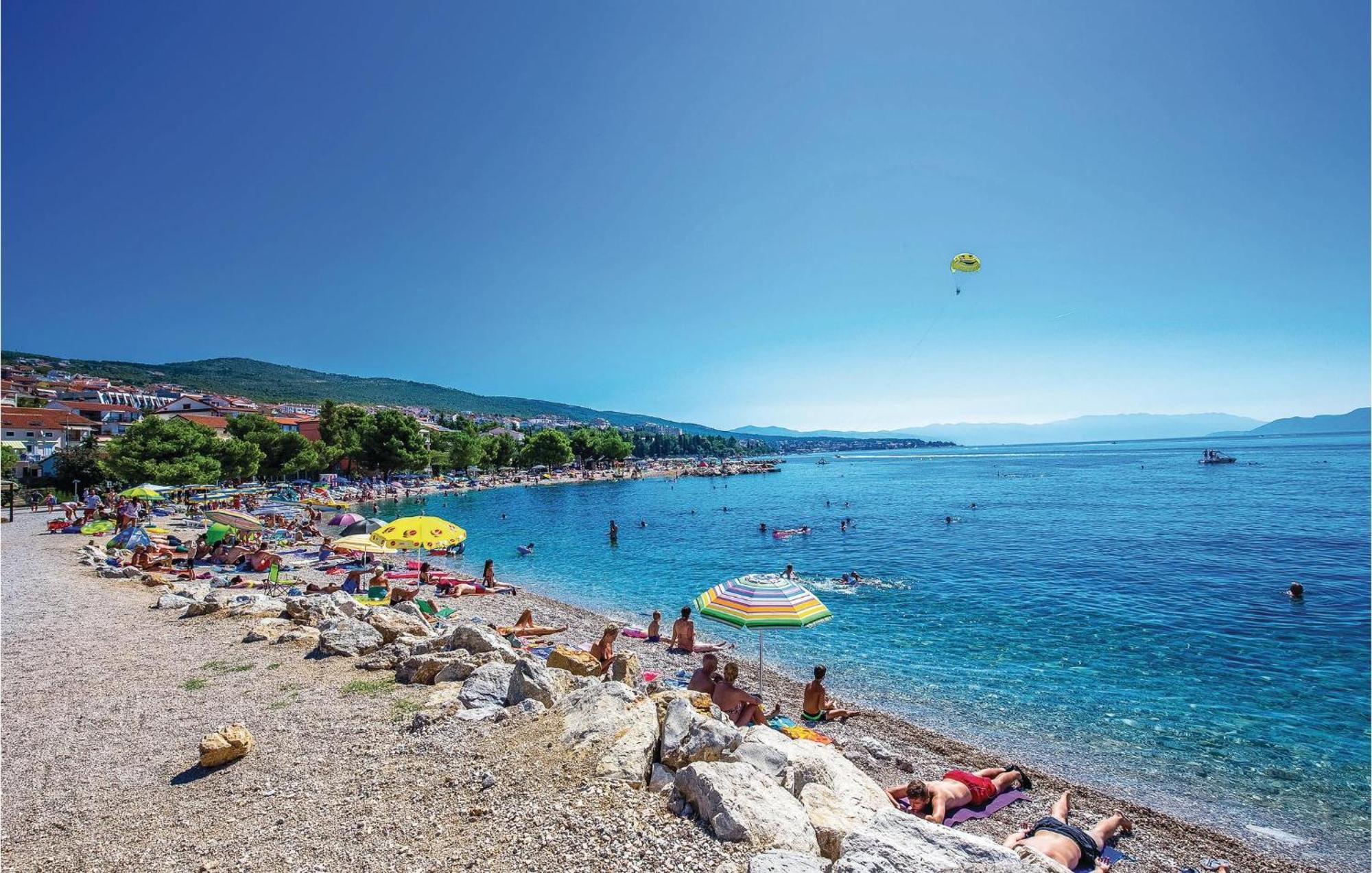 Nice Apartment In Crikvenica With Wifi Bagian luar foto